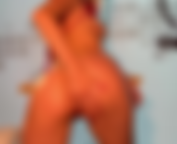 Spiele mit meinem schönen arsch.