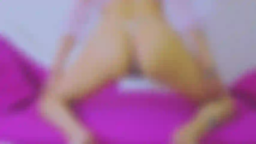 Mein sexy, aber süßer körper wartet auf dich.