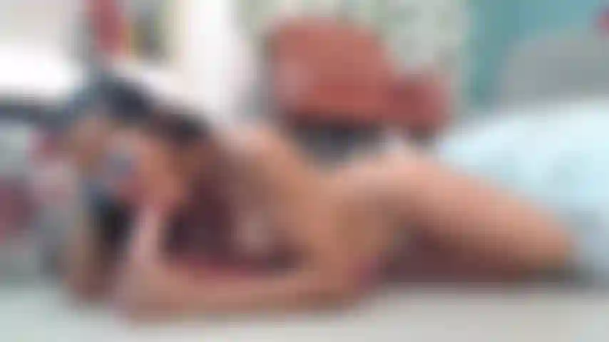 Neues spielzeug! Was fühlst du, wenn ich deinen schwanz so lutsche?