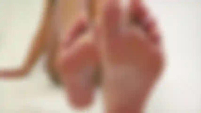 Diese füße sind ungezogen.