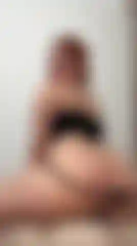 Damn, I love touching myself. Daddy, come fuck me with your black cock.