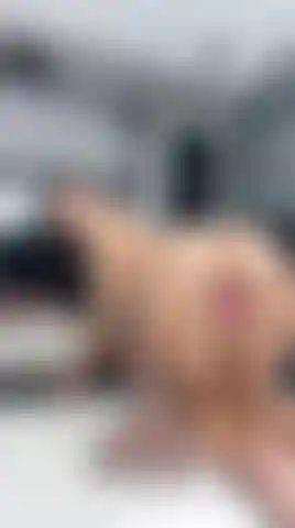 Reite einen großen schwarzen schwanz!