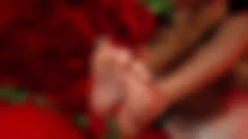 . Schmecke am valentinstag meine füße.