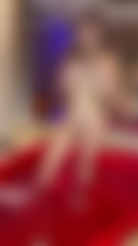 Nacktvideo im whirlpool.