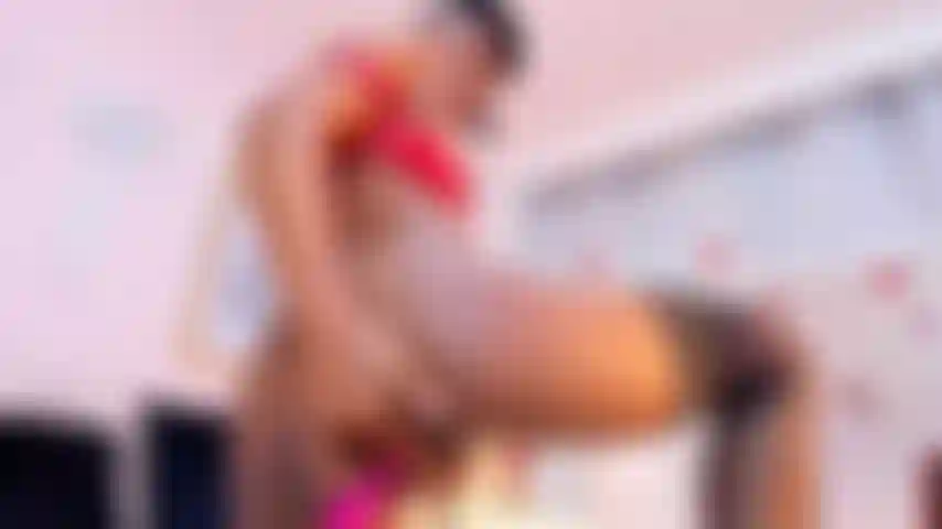 Komm und spritz in meine beiden löcher, anus und fotze, sehr sabbernder und schneller ritt auf dem dildo.