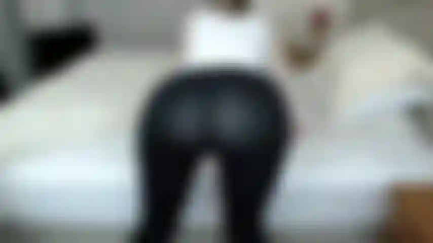 Arschschleifen & dirty talk in yogahosen.