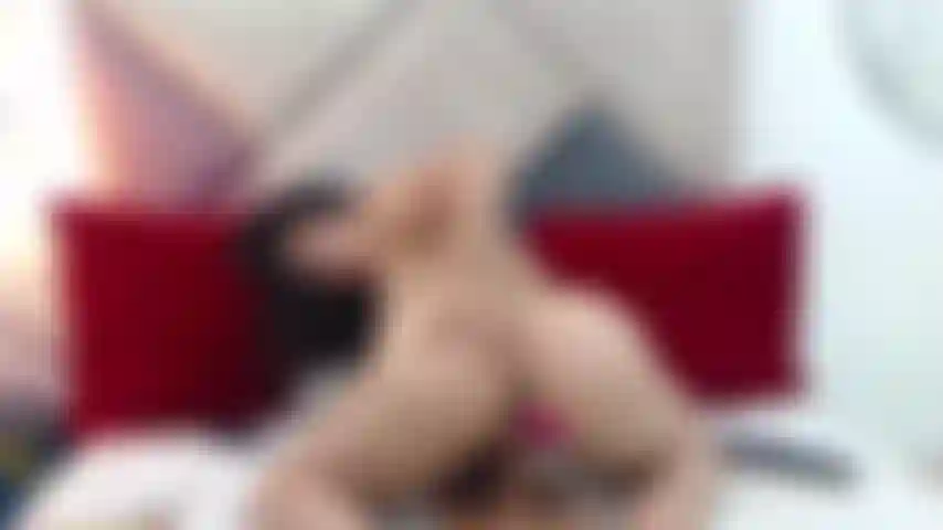 Reite auf deinem rücken und fingere deinen arsch