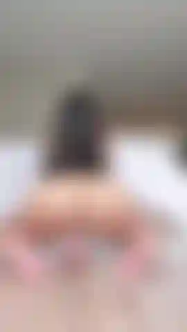 Ich reite auf meinem bwc-dildo.