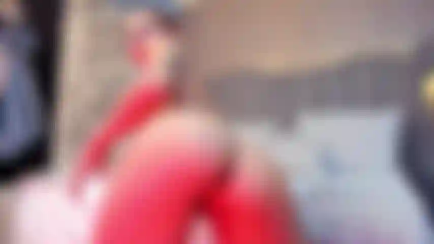 Spiele mit meinem engen arsch.