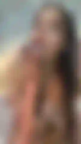 Dein schwanz wird sich in meinem mund wohlfühlen, meine zunge will deine säfte.