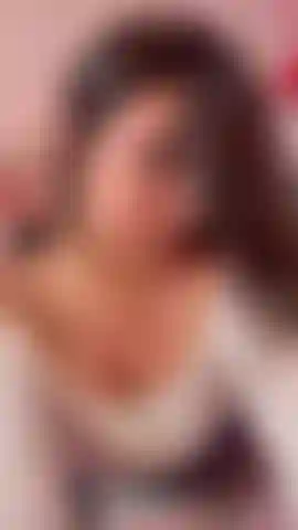 Schöne lippen, titten, körper … mmm, ja.