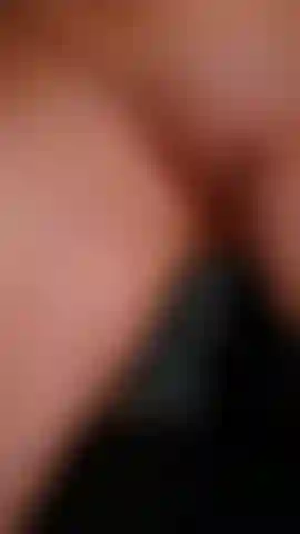 Du ölst meine rasierte muschi.