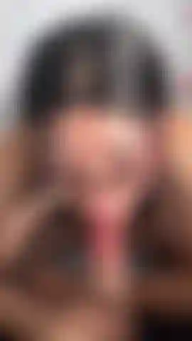 So würde ich dir einen blasen #blowjob #model #latina #teen18+ #viral #fuckmymouth #cute #glasses.