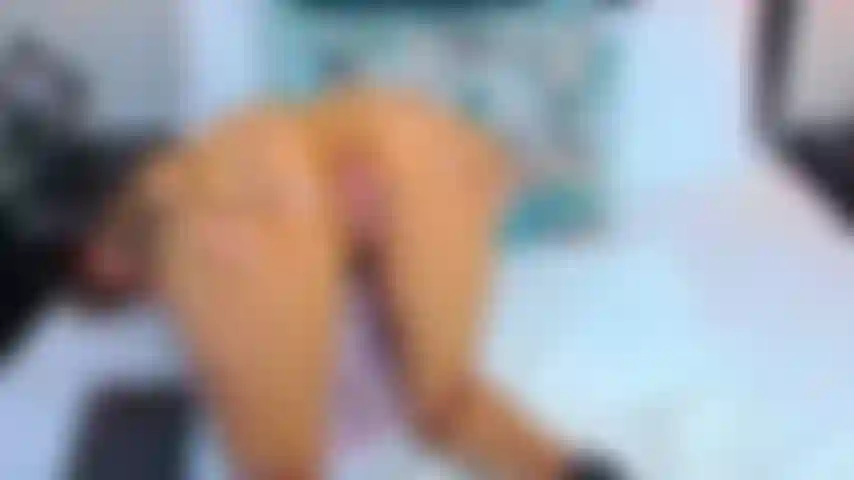 Ich mag doggy-style, ich mag es, wenn du in mir kommst und mich ganz nass machst.