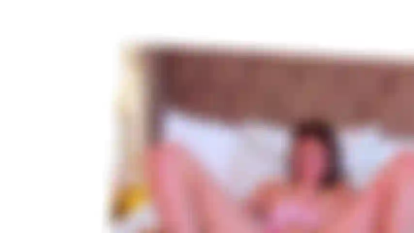 Meine muschi brennt, während ich dir einen blase.