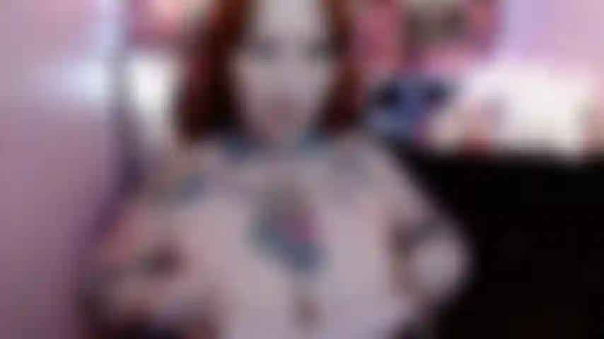 Cremige muschi in voller länge ficken mit spielzeug.