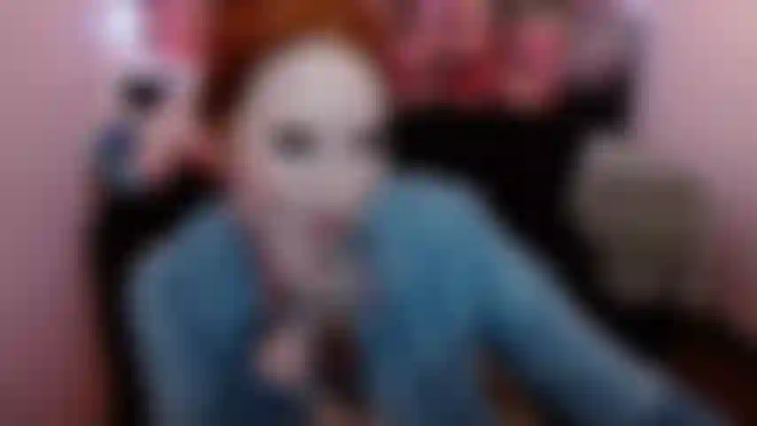 Meine freundin gibt dir einen schlampigen und würgenden blowjob.