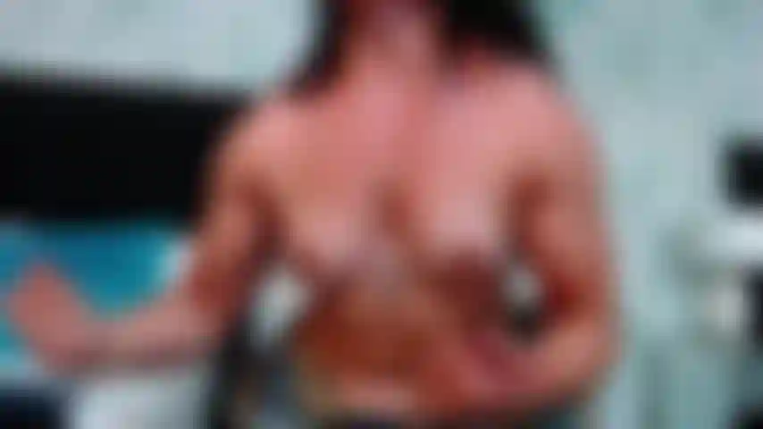 admires my body and wants to be inside it