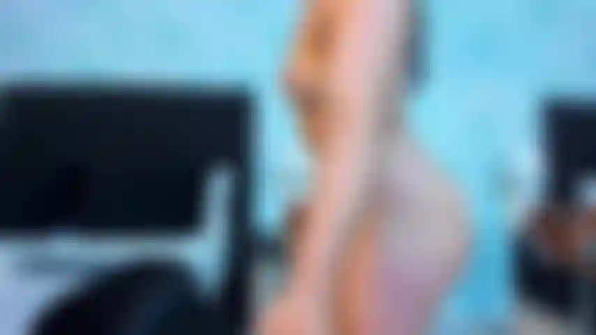 My body is hot steel... firm, strong and ready for you to admire it until you lose control.