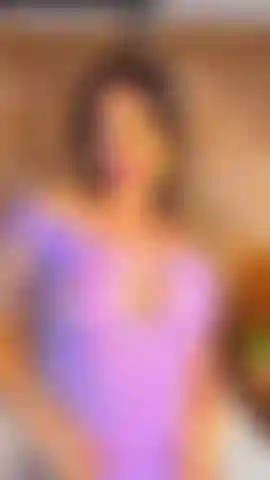 . Meine brustwarzen sind sehr hart.