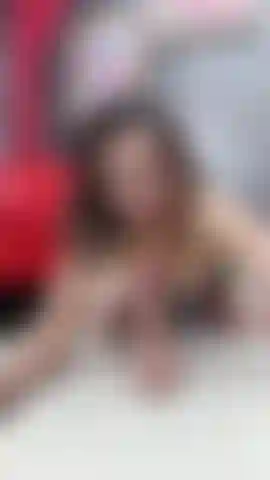 sucking your cock kneeling on the floor