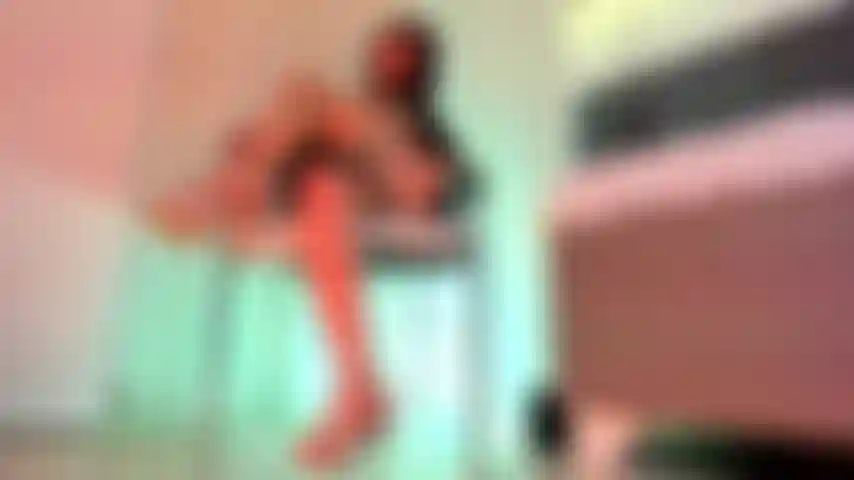 Die in high heels spritzt.