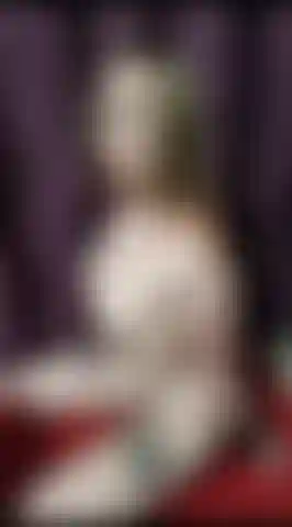 Agentsexyhot, gekleidete titten, hände frei, rauchen.