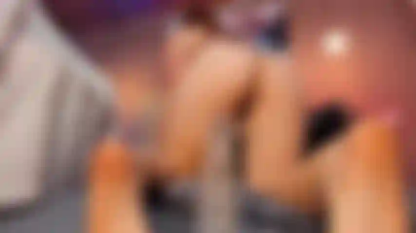 Reite einen köstlichen schwanz, sehr reich, schnell und hart.