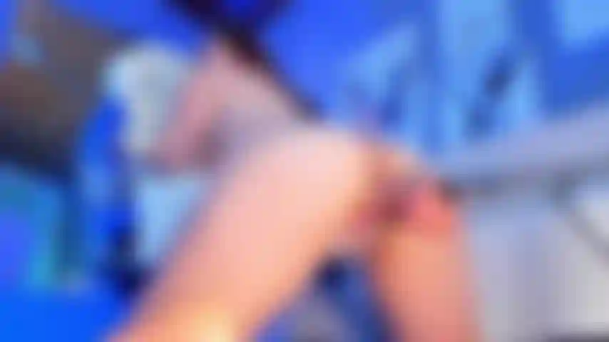 Ich ficke meine muschi, bis ich spritze.