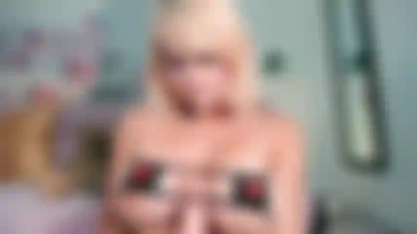 Öle meine großen titten ein.