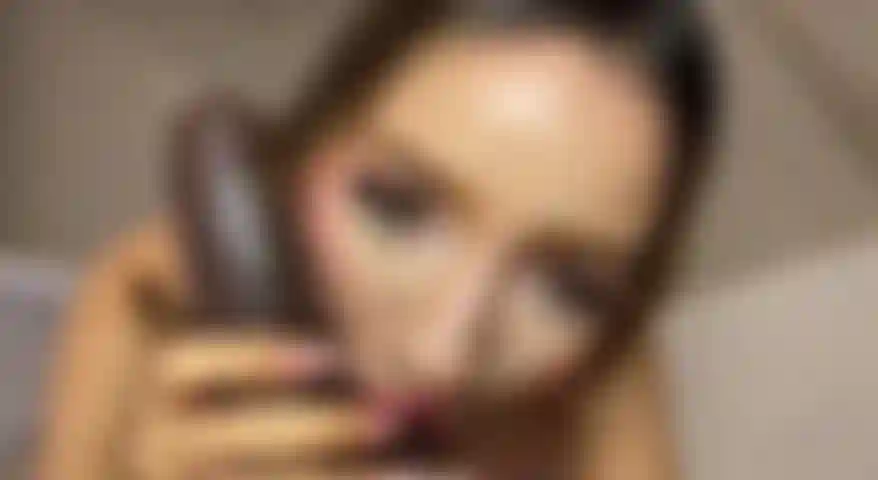 Fülle meinen mund mit deiner reichhaltigen milch.