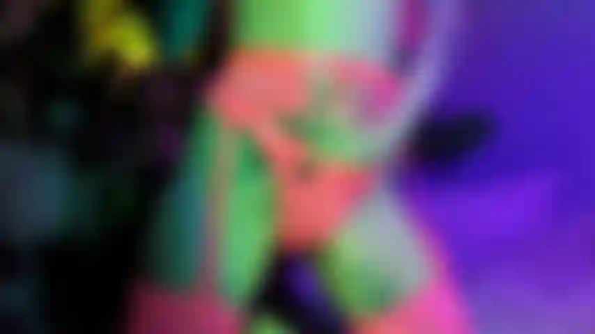 Astrids hitachi-neon-traum.