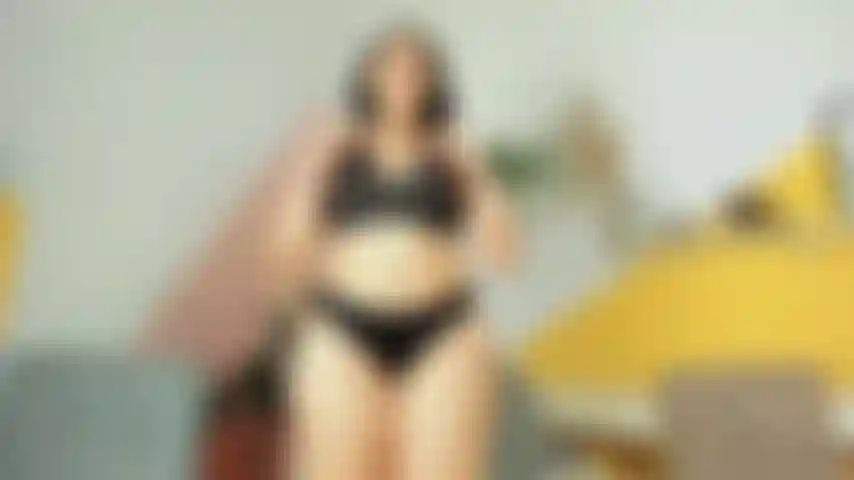 Stehender orgasmus, nachdem ich deine fotos gesehen habe.