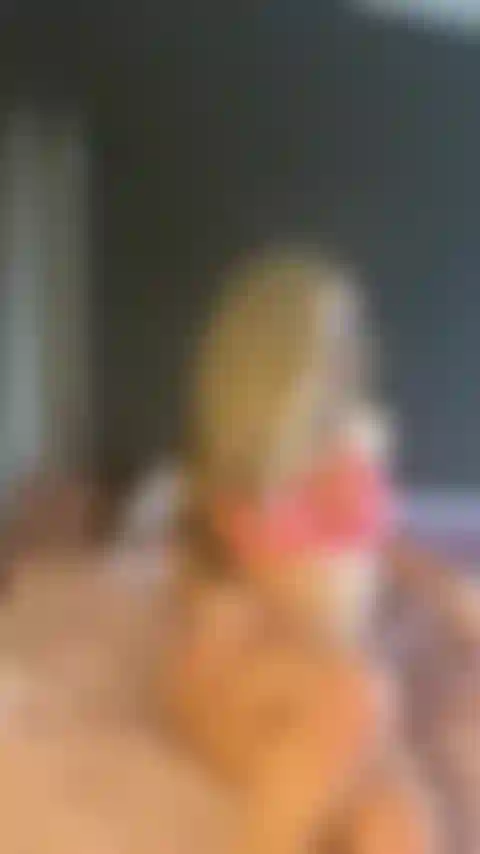 Die strümpfe anzieht xo.