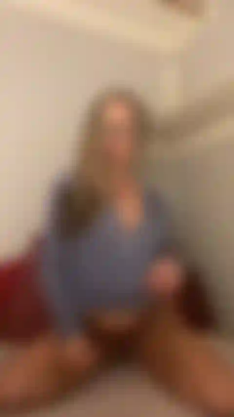 Höschen zur seite ziehen, wichsspaß.