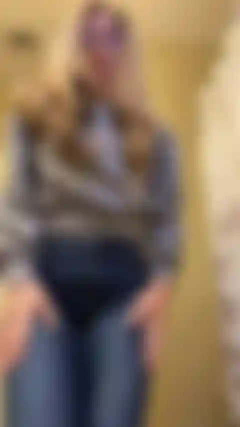 Jeans runter, schnell fingern.