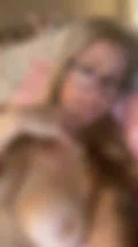 Topless necken meinen finger lecken.