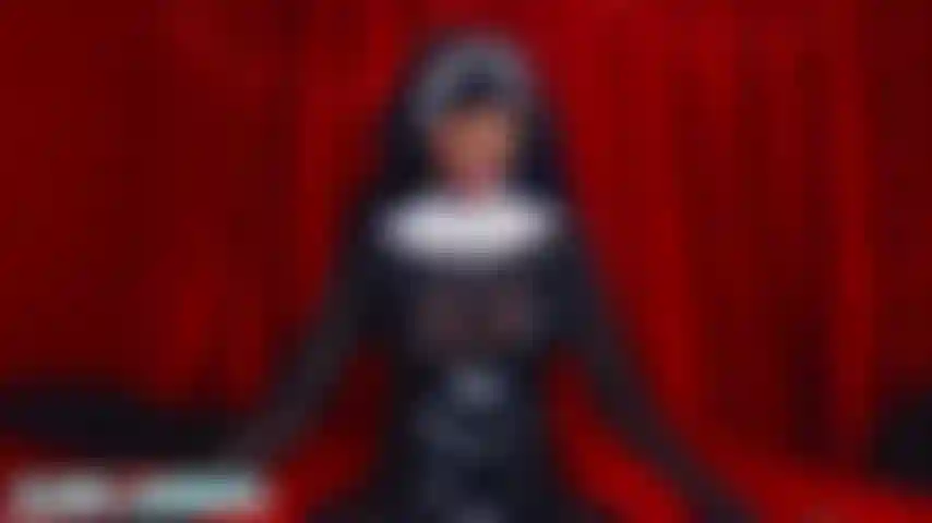 Ihr katholischen jungs seid so fromm & so versaut. Deine heiligste figur ist eine cuckolding-schlampe und tief im inneren willst du jesus auf mehr als nur eine art in dir. Hol dir dafür deinen rosenkranz und maria!