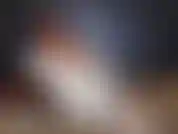 Trage weiß von kopf bis fuß, ich bin dein engel aus ebenholz. Zeige meine langen beine in glänzenden weißen strumpfhosen, ich will abspritzen - willst du mit mir abspritzen? Ich zähle uns beide runter.