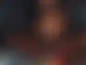 Für alle jungs, die wollen, dass ich mich für sie unterwerfe, das ist die nähe, die sie jemals bekommen werden. Ich bin gefesselt, geknebelt und stöhne nach einem großen weißen schwanz. Ketten rasseln. Die nach mehr bettelt. Ich wichse hart und spritze wie aus eimern.