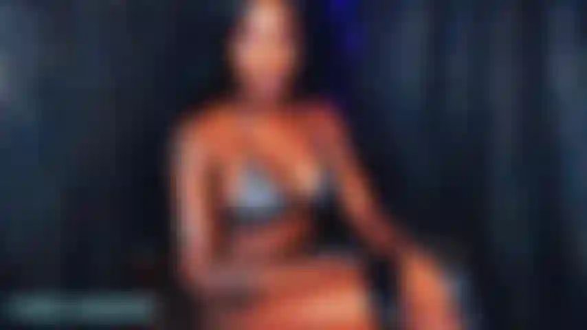 Es ist tag 3 und ich will dich als meinen finanziell völlig durchgefickten schlagsklaven. Ich werde dir zeigen, wie man meinen bbc streichelt. Bleib am rande und schmerze nach mehr, während ich dein konto entleere! Leide & streichle!