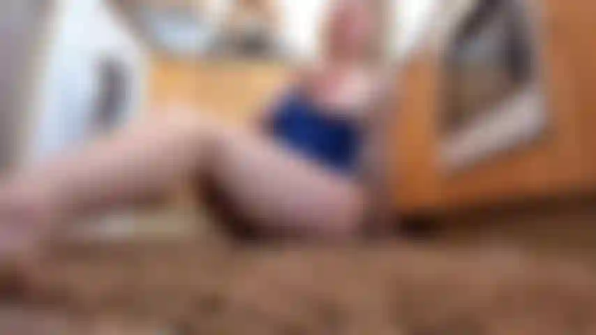 Frech in der küche, dildospaß, orgasmus.