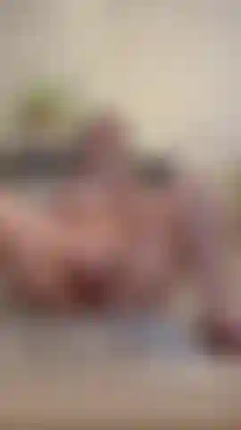 Watching myself cum in the mirror