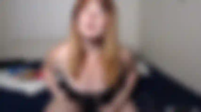 Betrüge deine freundin mit mir!