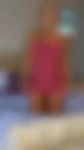 Schau mir zu, wie ich mein lieblingsspielzeug vollspritze.