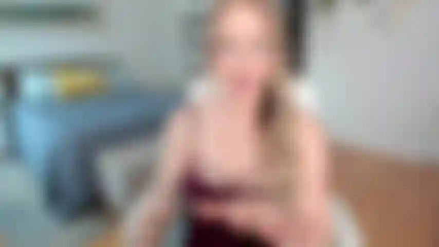 Stieftante erwischt dich beim höschenschnüffeln.