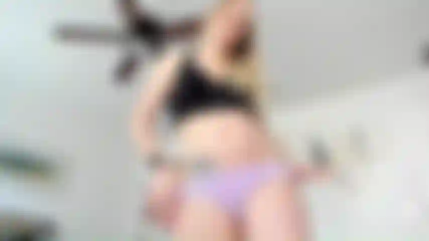 Facesitting und arschfetisch.