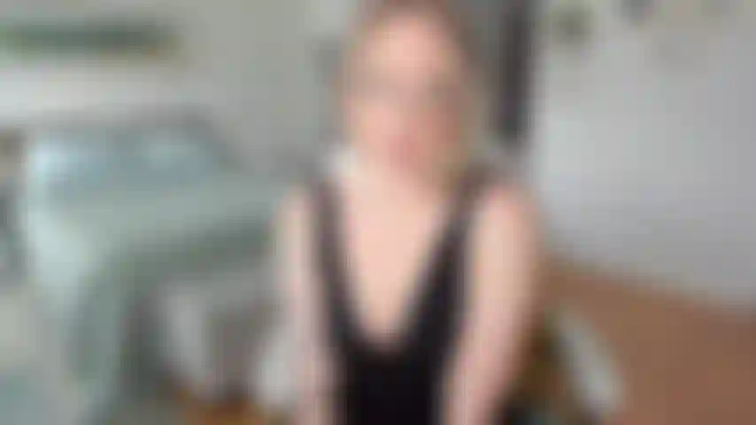 Ihre erste sitzung mit einer neuen domina.