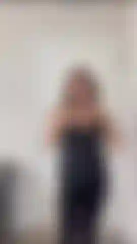 Benutze meinen stoßenden und vibrierenden dildo!