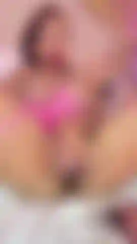 Ich kann nicht aufhören ... Mein körper verlangt nach mehr und ich weiß, dass du alles sehen willst.